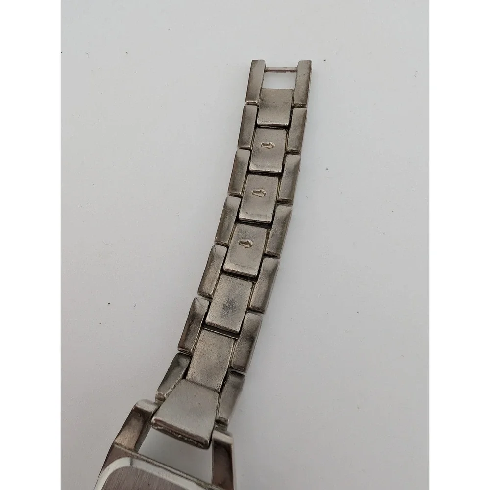 Time & Tru Tank Watch Women 20mm Silver Case 7